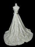 Retro Wedding Dress A Line Strapless Lace Wedding Dress HZ0319