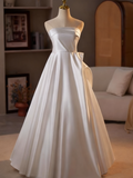 Minimalist Wedding Dress Strapless Pleated Wedding Dress HZ0319
