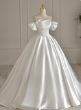 Minimalist Wedding Dress Off Shoulder Pleated Wedding Dress HZ0319