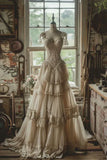 Ivory Sweetheart A-Line Lace Tiered Wedding Dress Evening Gown, HZ0319