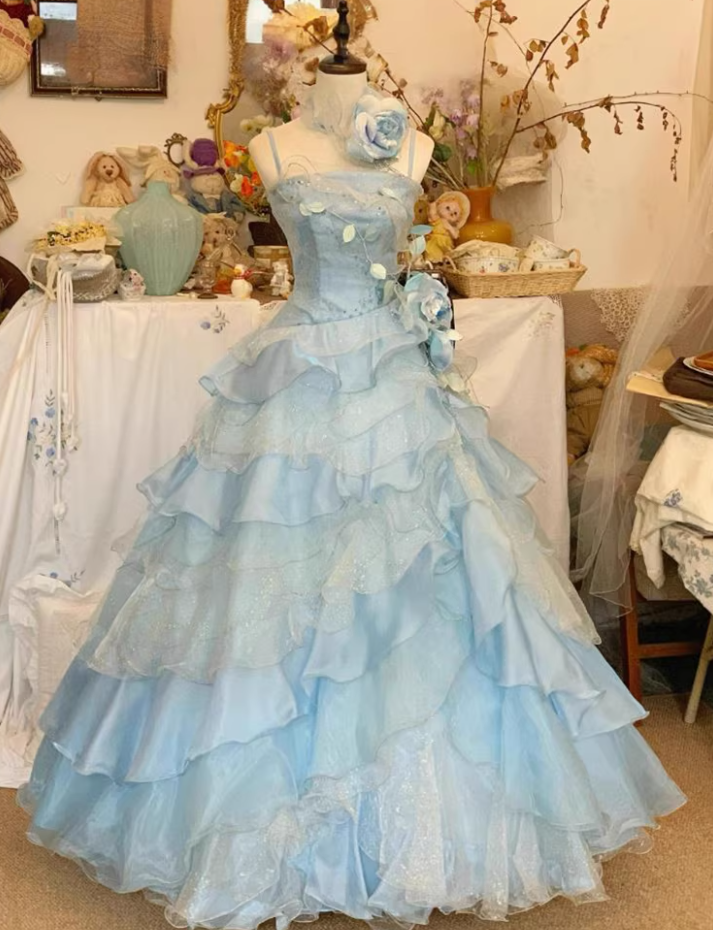 New Arrival Prom Dress Spaghetti Straps Ruffle Tired Ball Gown Evening Gown Quinceanera Dress HZ0319