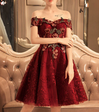 Vintage Burgundy Floral Applique Off-the-shoulder Design A-line Tulle Party Dress Homecoming Dress HZ0319