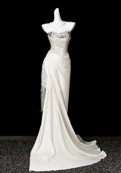 Stunning Strapless Sheath Satin Beaded Long Evening Party Dress Birthday Outfits, HZ0319